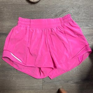 Lululemon Hotty Hot Shorts 4”